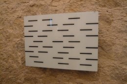 Ausstellungsstücke von Leo Zogmayer bei WORDEN - Bild+Wort © Kunst im Karner