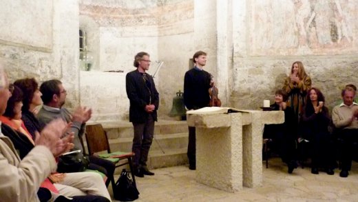 literarisch-musikalische Meditation: Gerald Fürst & Gregor Reinberg © Kunst im Karner