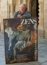 Herwig Zens mit seinem Totentanz © Kunst im Karner - St. Othmar
