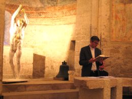 Pfarrer Klaus Heine & Richard Posch "Das Du Gottes" ökumenischer Dialog über menschliche und göttliche Begegnungen mit biblischen Beispielen © Kunst im Karner - St. Othmar
