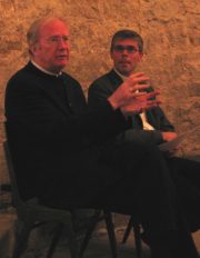 Pfarrer Klaus Heine & Richard Posch "Das Du Gottes" ökumenischer Dialog über menschliche und göttliche Begegnungen mit biblischen Beispielen © Kunst im Karner - St. Othmar