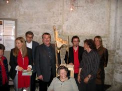 Martin Krammer - Skulpturen / Christian Hart - Klanginstallation © Kunst im Karner - St. Othmar