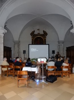 Rahmenprogramm Filmabend: Die Glcksritter - The Trading Place  Kunst im Karner - St, Othmar