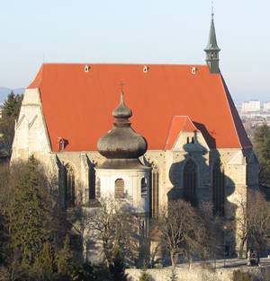 Karner und Kirche