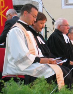 Kaplan Peter Schipka beim Festgottesdienst im September 2003 anlsslich 1100 Jahre Mdling