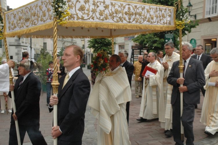 Fronleichnamsprozession in St. Othmar in Mdling - 2008