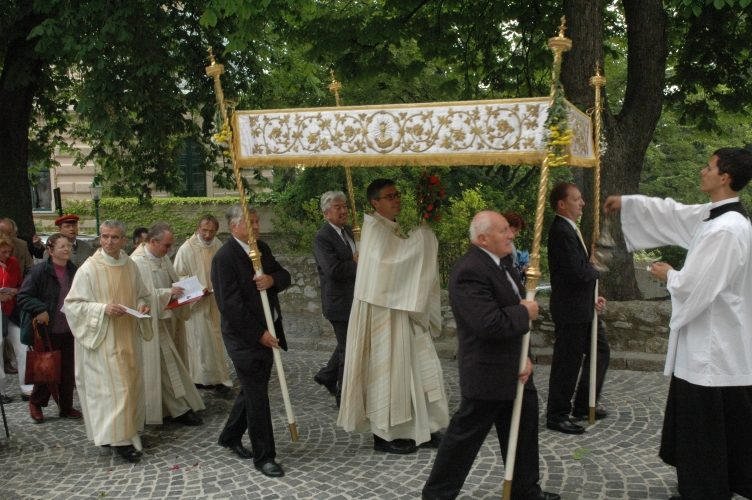 Fronleichnamsprozession in St. Othmar in Mdling - 2008