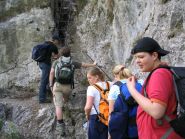 die Jugendlichen am Beginn der Steinwandklamm