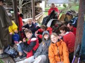 Mittagsrast beim Moosbachergut - Pfarrwallfahrt nach Mariazell � Pfarre St. Othmar in M�dling