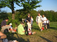 Andacht oberhalb von Rehgras - Fu�wallfahrt nach Mariazell 2007 � Pfarre St. Othmar in M�dling