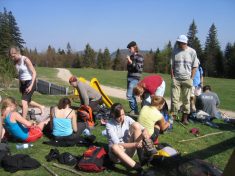 Zusammentreffen mit der Jugend am Unterberg - Fu�wallfahrt nach Mariazell 2007 � Pfarre St. Othmar in M�dling