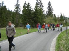 in der Walster - Fu�wallfahrt nach Mariazell 2007 � Pfarre St. Othmar in M�dling