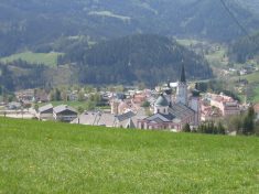 Basilika Mariazell - Fu�wallfahrt nach Mariazell 2007 � Pfarre St. Othmar in M�dling