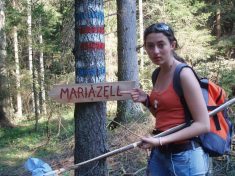 Fotos der Jugendgruppe - Fu�wallfahrt nach Mariazell 2007 � Pfarre St. Othmar in M�dling