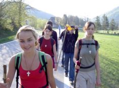 Jugendgruppe unterwegs - Fu�wallfahrt nach Mariazell 2007 � Pfarre St. Othmar in M�dling