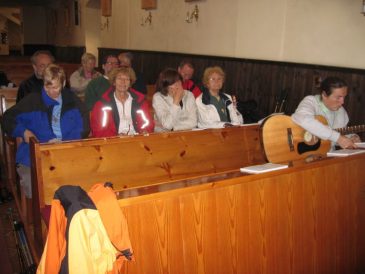 Heilige Messe in der Kirche in St. Aegyd - Fu�wallfahrt nach Mariazell 2008 � Pfarre St. Othmar in M�dling
