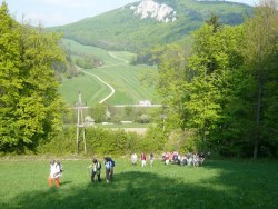 Blick auf den Peilstein  <> Fusswallfahrt nach Mariazell 2009 � Pfarre St. Othmar in M�dling