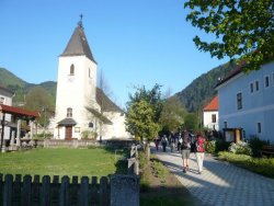 Pfarrkirche in Furth  <> Fusswallfahrt nach Mariazell 2009 � Pfarre St. Othmar in M�dling