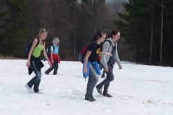 Skipiste am Unterberg  <> Fusswallfahrt nach Mariazell 2009 � Pfarre St. Othmar in M�dling