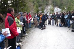 Andacht "Gott ist f�r mich"  bei Abzweigung Krumbachsattel <> Fusswallfahrt nach Mariazell 2009 � Pfarre St. Othmar in M�dling