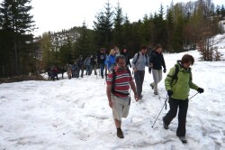 Krumbach Sattel   <> Fusswallfahrt nach Mariazell 2009 � Pfarre St. Othmar in M�dling