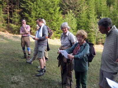 ZUM VERGR�SSERN DRAUFKLICKEN - Fusswallfahrt nach Mariazell 2010 � Pfarre St. Othmar in M�dling