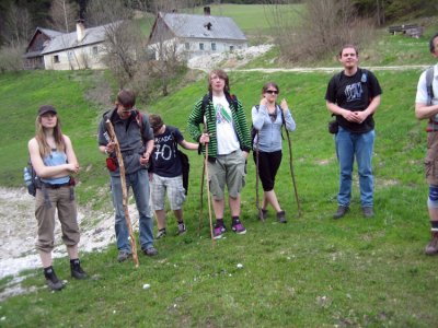 ZUM VERGR�SSERN DRAUFKLICKEN - Fusswallfahrt nach Mariazell 2010 � Pfarre St. Othmar in M�dling
