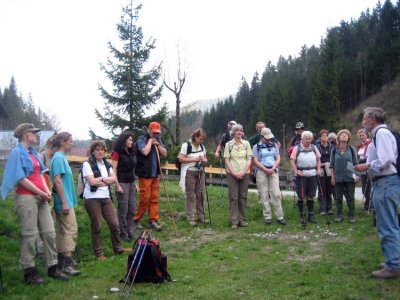 ZUM VERGR�SSERN DRAUFKLICKEN - Fusswallfahrt nach Mariazell 2010 � Pfarre St. Othmar in M�dling