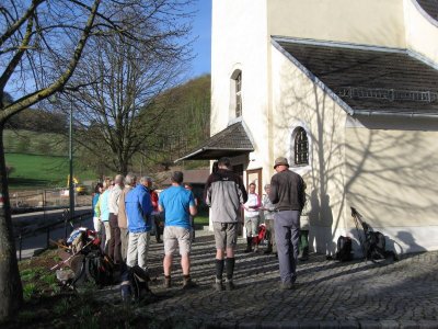 ZUM VERGR�SSERN DRAUFKLICKEN - Fusswallfahrt nach Mariazell 2012 � Pfarre St. Othmar in M�dling