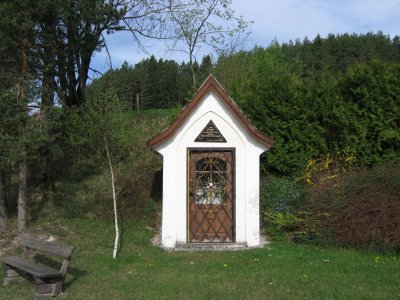 ZUM VERGR�SSERN DRAUFKLICKEN - Fusswallfahrt nach Mariazell 2012 � Pfarre St. Othmar in M�dling