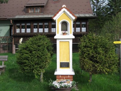 ZUM VERGR�SSERN DRAUFKLICKEN - Fusswallfahrt nach Mariazell 2012 � Pfarre St. Othmar in M�dling