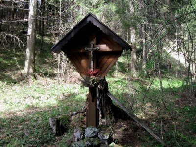 ZUM VERGR�SSERN DRAUFKLICKEN - Fusswallfahrt nach Mariazell 2012 � Pfarre St. Othmar in M�dling