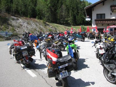 ZUM VERGR�SSERN DRAUFKLICKEN - Fusswallfahrt nach Mariazell 2012 � Pfarre St. Othmar in M�dling