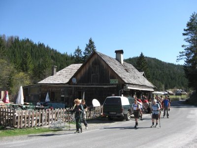 ZUM VERGR�SSERN DRAUFKLICKEN - Fusswallfahrt nach Mariazell 2012 � Pfarre St. Othmar in M�dling