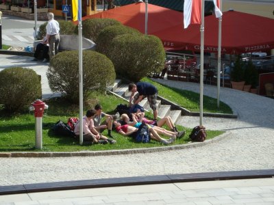 ZUM VERGR�SSERN DRAUFKLICKEN - Fusswallfahrt nach Mariazell 2012 � Pfarre St. Othmar in M�dling