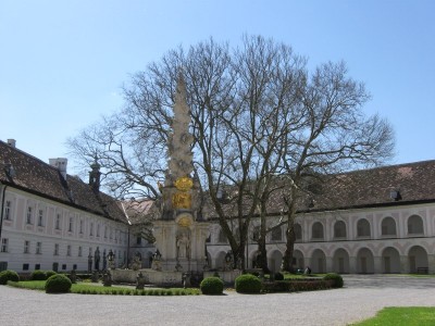 ZUM VERGR�SSERN DRAUFKLICKEN - Fusswallfahrt nach Mariazell 2013 � Pfarre St. Othmar in M�dling