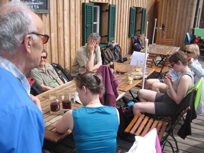 ZUM VERGR�SSERN DRAUFKLICKEN - Fusswallfahrt nach Mariazell 2013 � Pfarre St. Othmar in M�dling