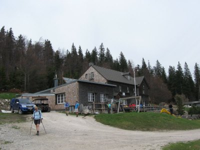 ZUM VERGR�SSERN DRAUFKLICKEN - Fusswallfahrt nach Mariazell 2013 � Pfarre St. Othmar in M�dling