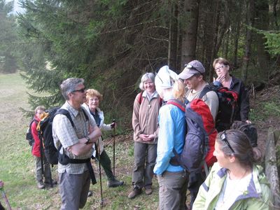 ZUM VERGR�SSERN DRAUFKLICKEN - Fusswallfahrt nach Mariazell 2013 � Pfarre St. Othmar in M�dling