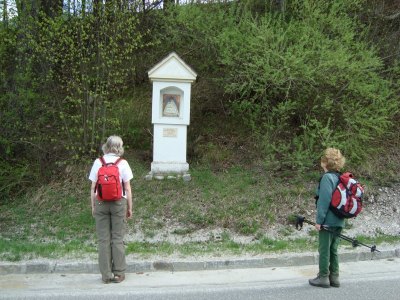 ZUM VERGR�SSERN DRAUFKLICKEN - Fusswallfahrt nach Mariazell 2013 � Pfarre St. Othmar in M�dling
