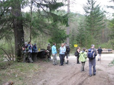 ZUM VERGR�SSERN DRAUFKLICKEN - Fusswallfahrt nach Mariazell 2013 � Pfarre St. Othmar in M�dling