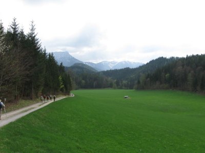 ZUM VERGR�SSERN DRAUFKLICKEN - Fusswallfahrt nach Mariazell 2013 � Pfarre St. Othmar in M�dling