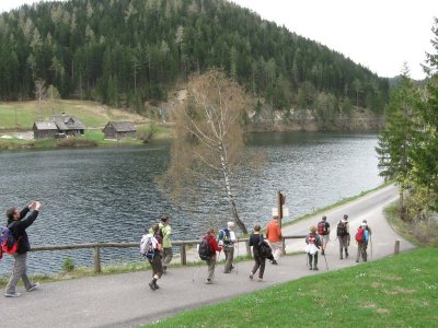 ZUM VERGR�SSERN DRAUFKLICKEN - Fusswallfahrt nach Mariazell 2013 � Pfarre St. Othmar in M�dling
