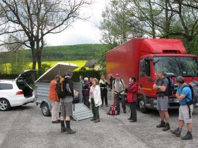 ZUM VERGR�SSERN DRAUFKLICKEN - Fusswallfahrt nach Mariazell 2014 � Pfarre St. Othmar in M�dling