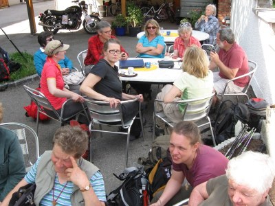 ZUM VERGR�SSERN DRAUFKLICKEN - Fusswallfahrt nach Mariazell 2014 � Pfarre St. Othmar in M�dling