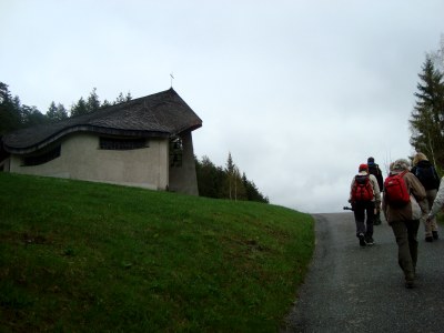 ZUM VERGR�SSERN DRAUFKLICKEN - Fusswallfahrt nach Mariazell 2014 � Pfarre St. Othmar in M�dling