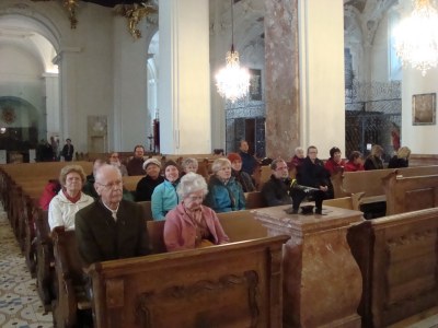 ZUM VERGR�SSERN DRAUFKLICKEN - Fusswallfahrt nach Mariazell 2014 � Pfarre St. Othmar in M�dling