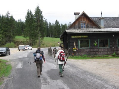 ZUM VERGR�SSERN DRAUFKLICKEN - Fusswallfahrt nach Mariazell 2014 � Pfarre St. Othmar in M�dling