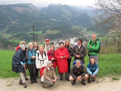 ZUM VERGR�SSERN DRAUFKLICKEN - Fusswallfahrt nach Mariazell 2014 � Pfarre St. Othmar in M�dling